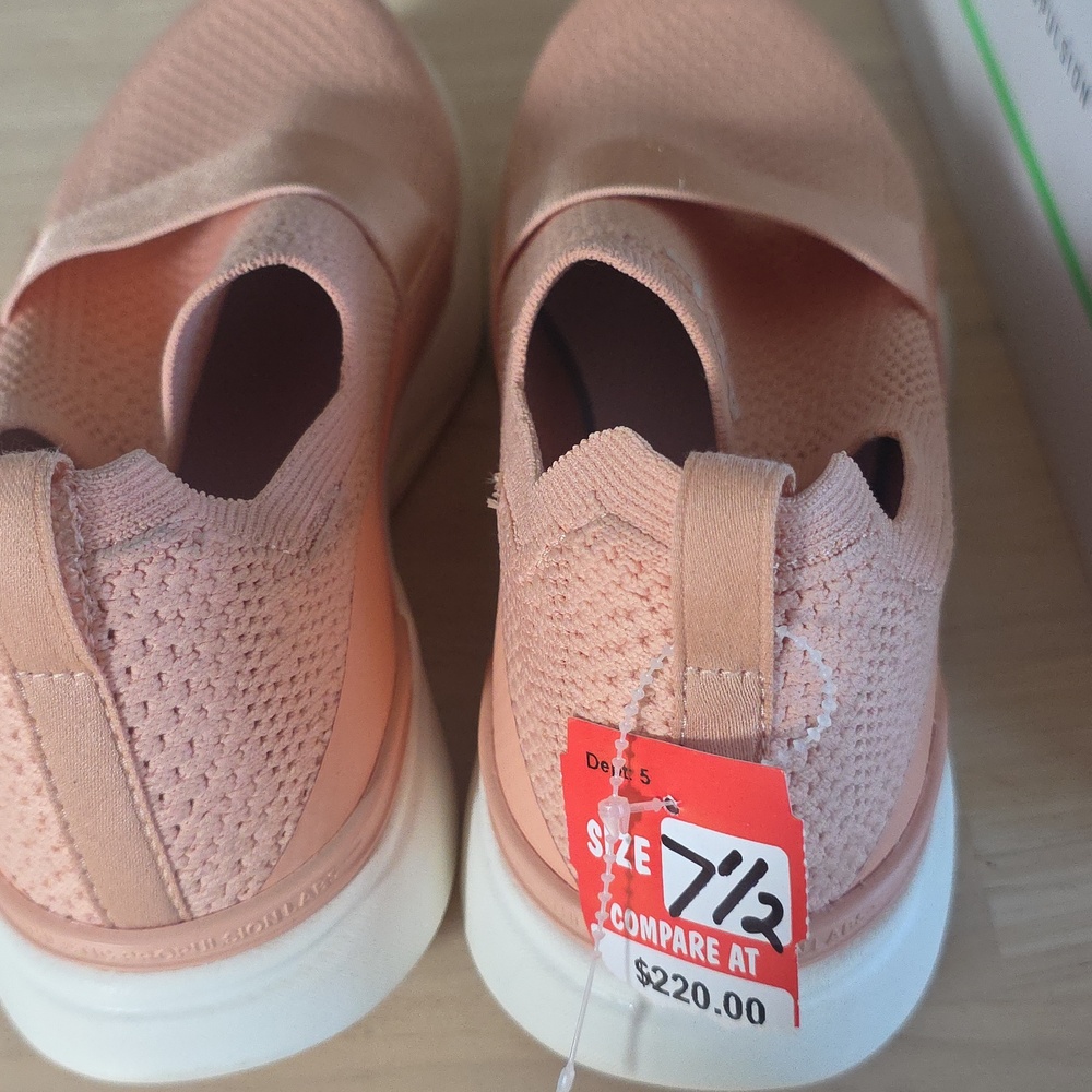 Brand New APL Womens Techloom Bliss Size 7.5 blush/ivory - Picture 5 of 10